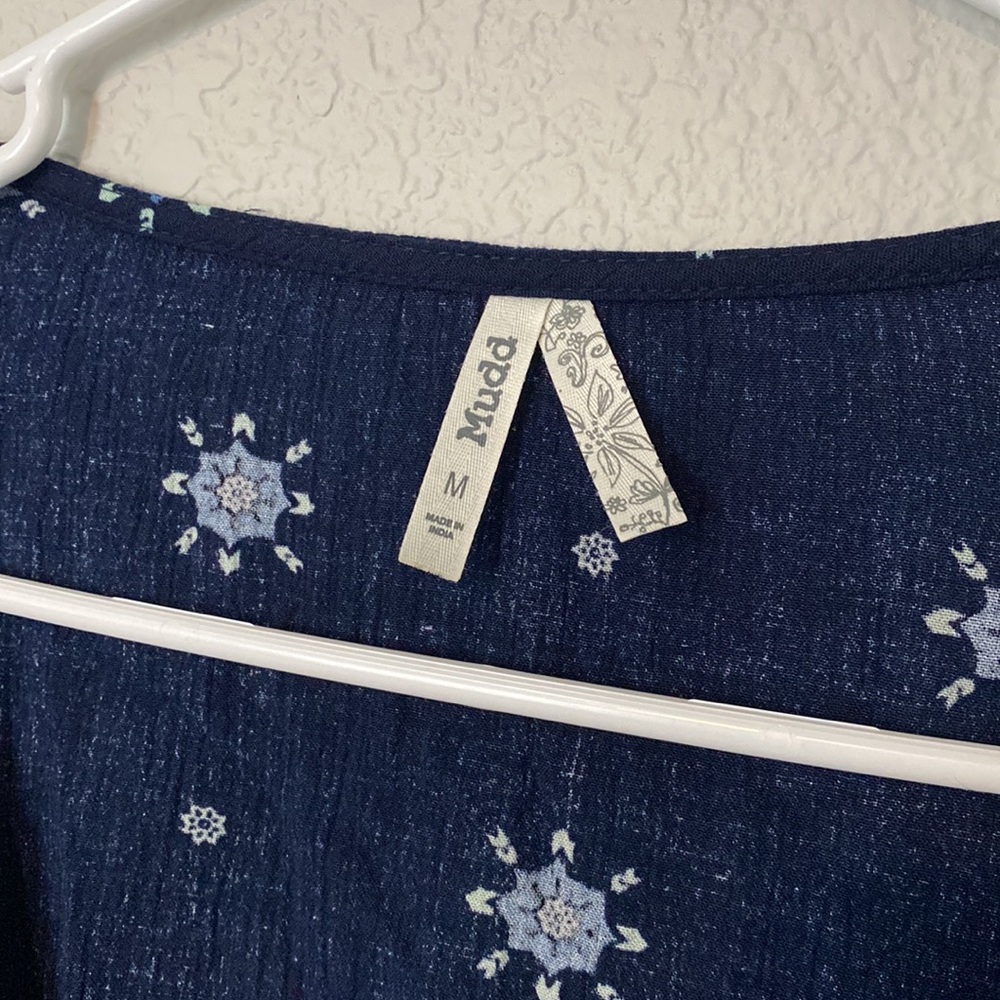 Flowy Work Shirt - Picture 3 of 5